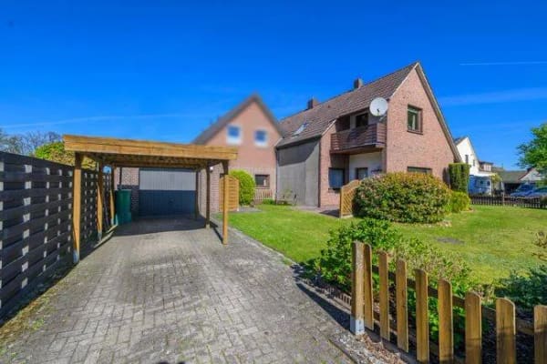 Immobilie in Ganderkesee - Ganderkesee-Bookholzberg: Familiengerechte Doppelhaushälfte mit einer Garage in sehr guter Lage!*KÄUFERPROVISIONSFREI* - Bild 2