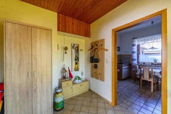 Immobilie in Ganderkesee - Ganderkesee-Bookholzberg: Familiengerechte Doppelhaushälfte mit einer Garage in sehr guter Lage!*KÄUFERPROVISIONSFREI* - Bild 3