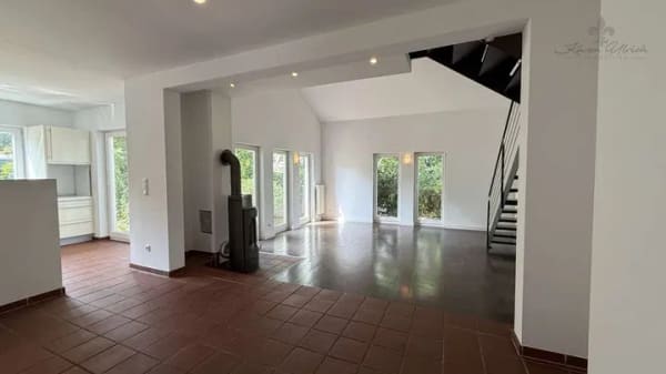 Immobilie in Asendorf - Wo Träume weiden!  Reiterrefugium mit modernem ZFH und  2,7 ha Land am Rand der Lüneburger Heide - Bild 3