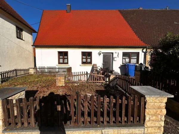 Immobilie in Kaisheim - Denkmalgeschütztes Zweifamilienhaus mit Garten im Ortskerns von Kaisheim - ca. 5km von Donauwörth - Bild 2