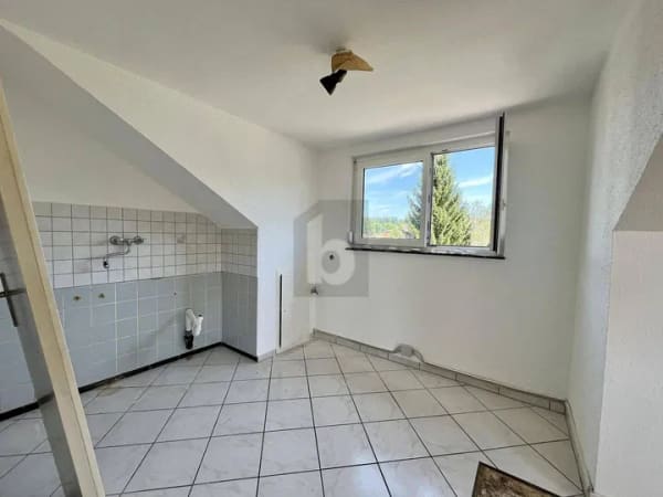 Immobilie in Wolpertswende - VIEL POTENTIAL, GEMÜTLICH MIT GARAGE UND STELLPLATZ - Bild 4
