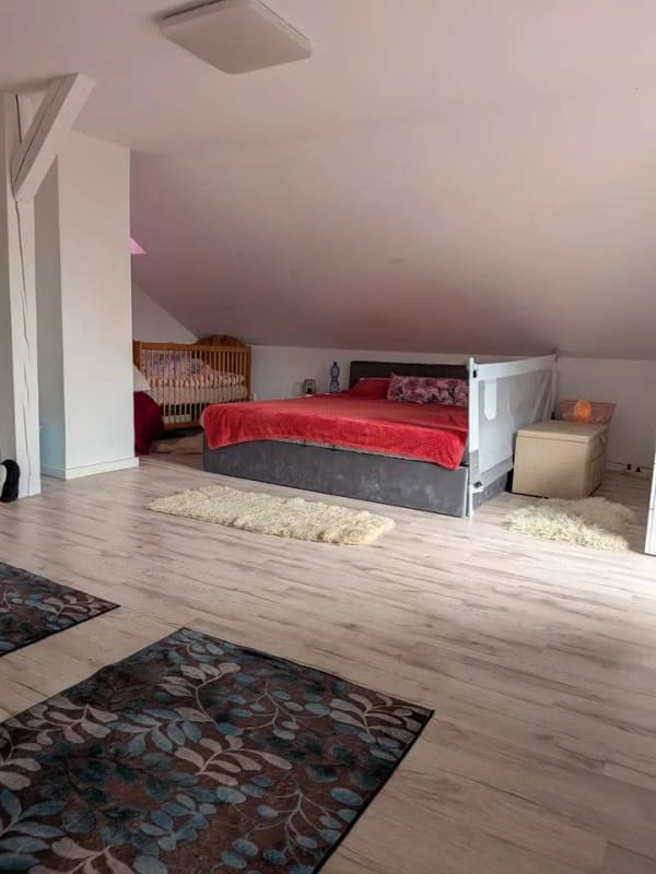 Immobilie in Gangkofen - Renoviertes EFH mit 2 Terrassen u 2 Balkonen auf kl. Grundstück - Bild 3