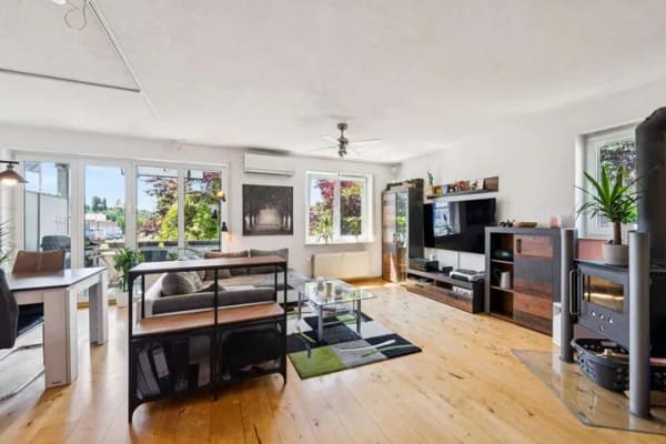 Immobilie in Binzen - WOW - Wohnung wie ein Haus: TOP Maisonette mit zwei Balkonen und TG-Stellplatz in Binzen! - Bild 2