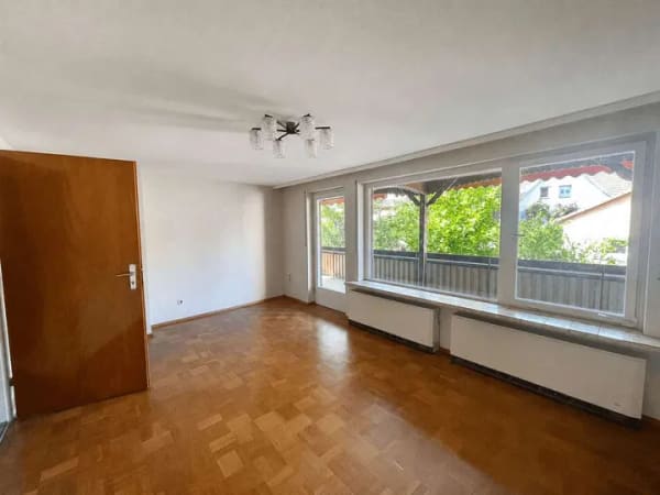 Immobilie in Keltern - Wohnhaus mit Geschichte, vielseitigem Raumangebot und zahlreichen Nebenflächen - Bild 1