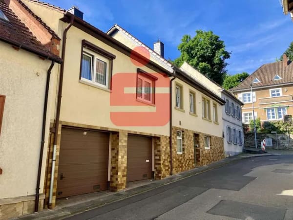 Immobilie in Wattenheim - Charmantes Einfamilienhaus in zentraler Wohnlage von Wattenheim! - Bild 0