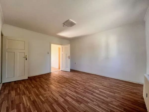 Immobilie in Biesenthal - Einfamilienhaus mit Garten und Potenzial - Bild 3