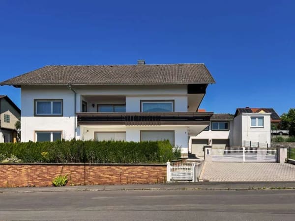 Immobilie in Staufenberg - Hochwertiges Zweifamilienhaus, gehobene Ausstattung, Ausbaupotential, traumhafter Ausblick - Bild 4