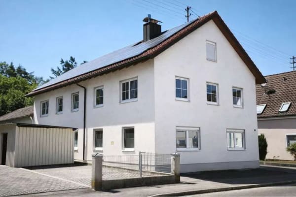Immobilie in Jettingen-Scheppach - Großzügiges Zweifamilienhaus mit PV‑Anlage, viel Nebengelass (Provisionsfrei!)                       - Bild 3