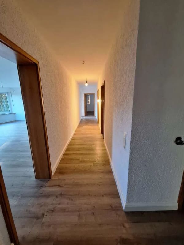 Immobilie in Igel - 154 m² Erstbezug nach Sanierung | 4 Zimmer | 2 Balkone | große Terrasse | Garage | Nähe Luxemburg - Bild 2