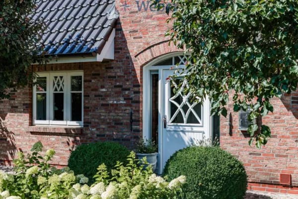 Immobilie in Wrixum - EINZIGARTIG & HOCHWERTIG - freistehendes Einfamilienhaus in Wrixum - Bild 0