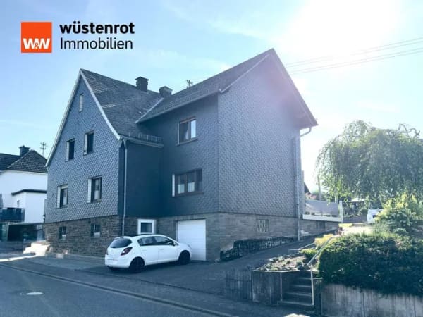 Immobilie in Birken-Honigsessen - Gepflegtes Einfamilienhaus, Grundstück mit vielfältigen Nutzungsmöglichkeiten - Bild 0