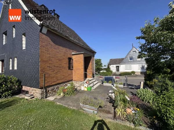 Immobilie in Birken-Honigsessen - Gepflegtes Einfamilienhaus, Grundstück mit vielfältigen Nutzungsmöglichkeiten - Bild 3