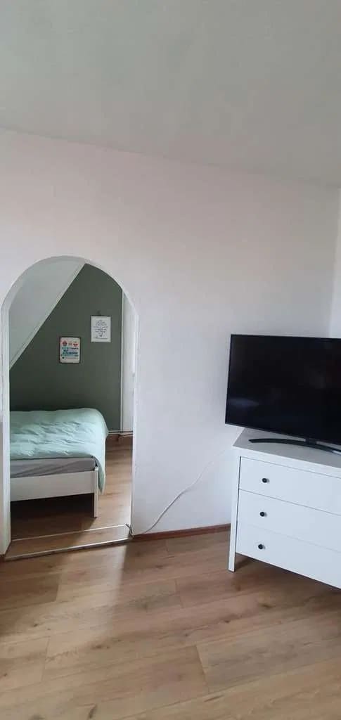 Immobilie in Hildesheim - Helle 4 Zimmerwohnung, mit Aussicht: Raum für Entfaltung und zentrumsnahes Wohnen in der Oststadt - Bild 3