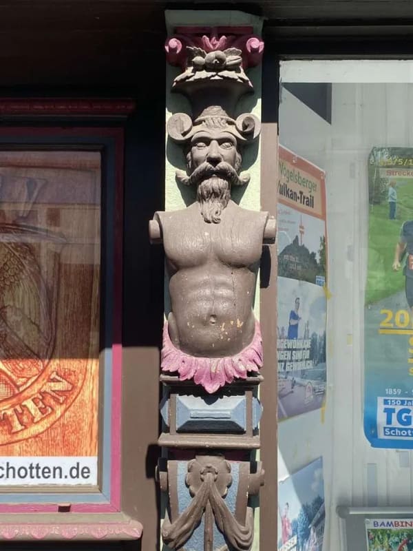 Immobilie in Schotten - Attraktive Rendite -  Denkmalgeschütztes Wohn- und Geschäftshaus in zentraler Lage von Schotten - Bild 3