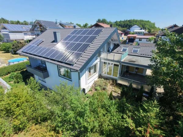 Immobilie in Neufra - Provisionsfrei! Großzügiges Einfamilienhaus in sonniger Hochlage in Neufra - Bild 0