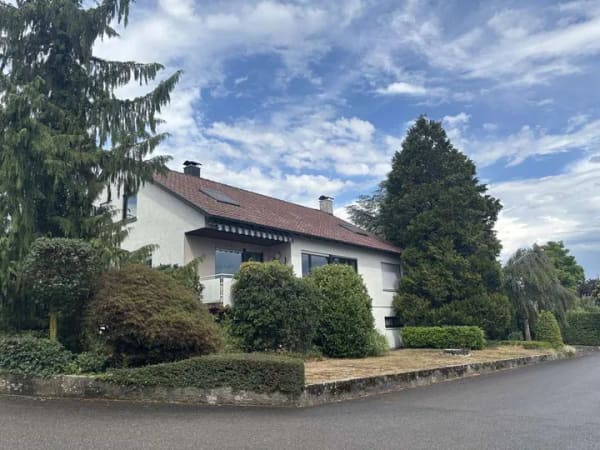 Immobilie in Ertingen - Großzügiges Einfamilienhaus mit 1273m2 und  toller Aussicht  - Bild 1