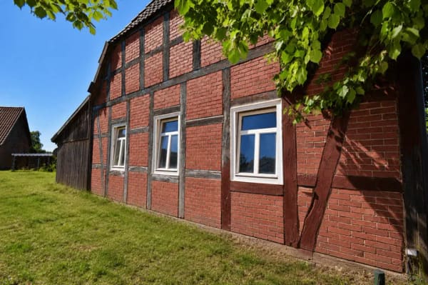 Immobilie in Dörverden - Dörverden Hülsen | Ein-/Zweifamilienhaus mit Fachwerk, Charme & Potenzial - Bild 2
