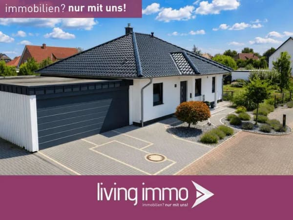 Immobilie in Asendorf - Moderner Bungalow (BJ 2018) mit Doppelgarage, Wärmepumpe & Traumgarten - Bild 0
