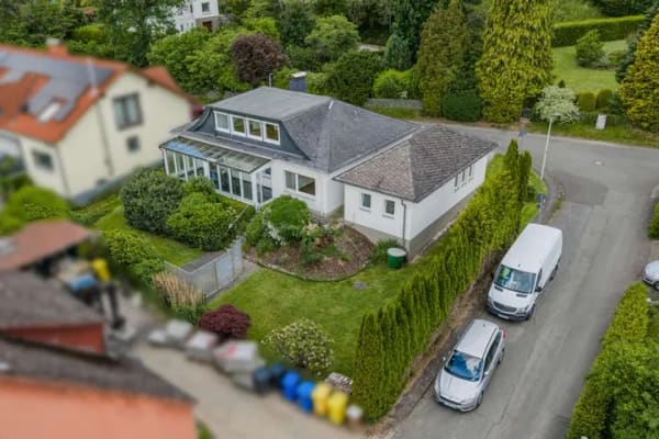 Immobilie in Bad Laasphe - ++ KRAG Immobilien ++ Freistehendes Haus mit Wintergarten und Vollkeller für Individualisten ++ - Bild 3