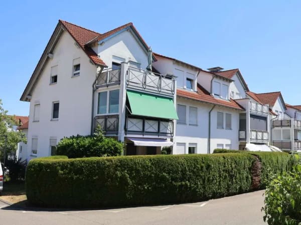 Immobilie in Ehingen (Donau) - Helle 3-Zimmer-Wohnung mit großem Balkon und Tiefgarage in ruhiger Wohnlage - Bild 0