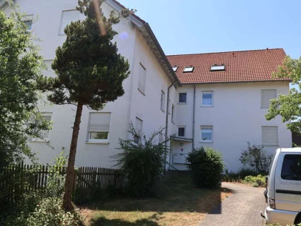 Immobilie in Ehingen (Donau) - Helle 3-Zimmer-Wohnung mit großem Balkon und Tiefgarage in ruhiger Wohnlage - Bild 1