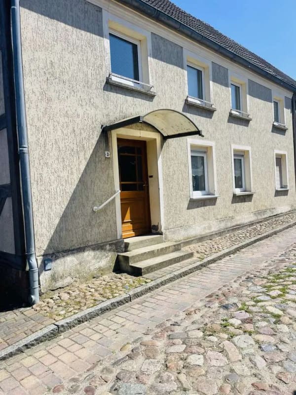 Immobilie in Halenbeck-Rohlsdorf - Haus mit Blick zum Meyenburger Park  - Bild 3