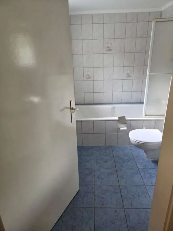 Immobilie in Halenbeck-Rohlsdorf - Haus mit Blick zum Meyenburger Park  - Bild 4