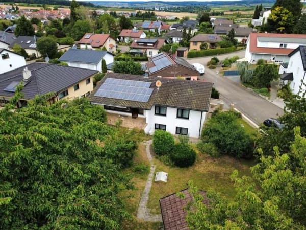 Immobilie in Löwenstein - Ein Zuhause mit Freiraum – Naturnah wohnen mit außergewöhnlichem Grundstücksangebot - Bild 2