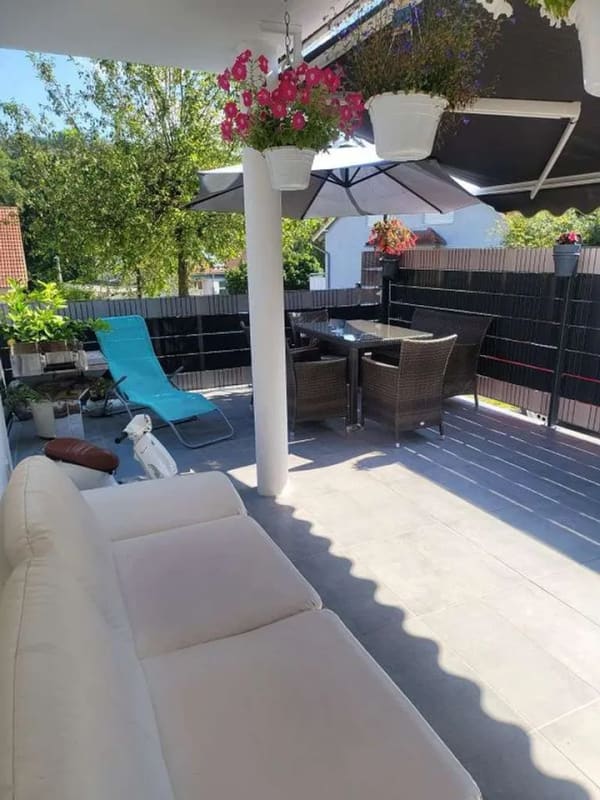 Immobilie in Untergruppenbach - Moderne 3,5-Zimmer-EG- Whg. mit großzügiger Terrasse und Doppel-Carport - Bild 0