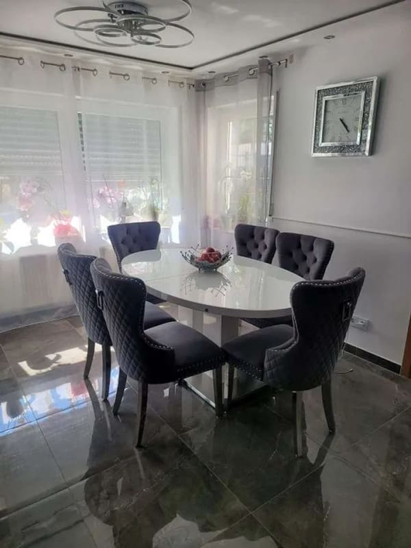 Immobilie in Untergruppenbach - Moderne 3,5-Zimmer-EG- Whg. mit großzügiger Terrasse und Doppel-Carport - Bild 3