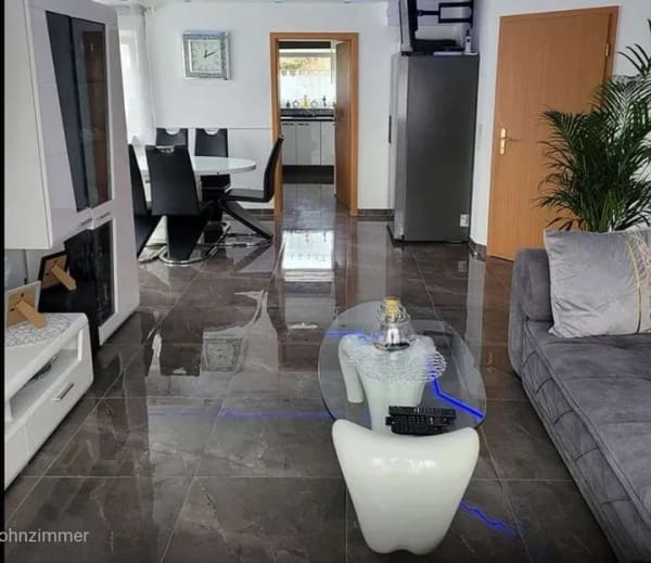 Immobilie in Untergruppenbach - Moderne 3,5-Zimmer-EG- Whg. mit großzügiger Terrasse und Doppel-Carport - Bild 4