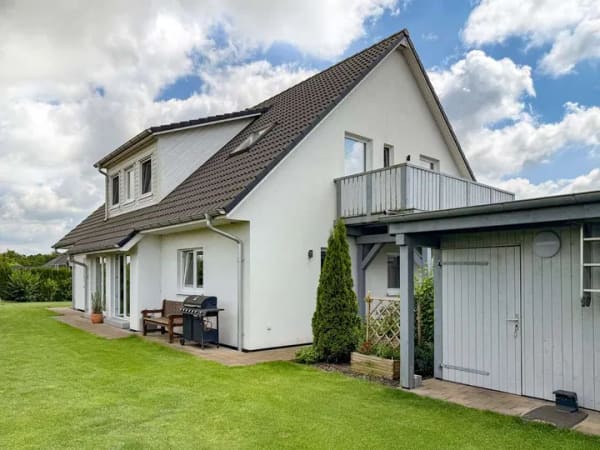 Immobilie in Kropp - Modern & Energieeffizient | A+ Zweifamilienhaus | KfW 55 | Ruhige Feldrandlage | Ebenerdig Wohnen... - Bild 1