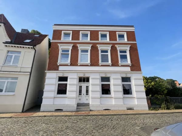 Immobilie in Lauenburg/Elbe - Historisches Zinshaus mit erheblichem Potenzial - Bild 0