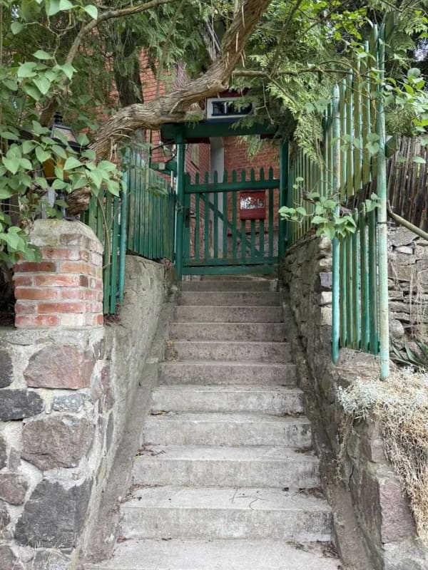 Immobilie in Buckow - Rarität: Einzigartige Villa in Buckow - Bild 2