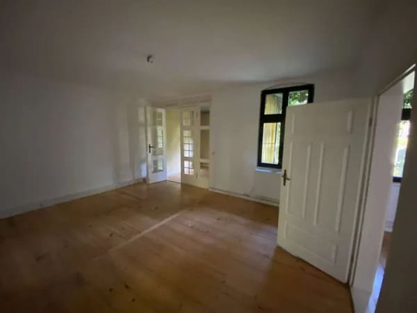 Immobilie in Buckow - Rarität: Einzigartige Villa in Buckow - Bild 4