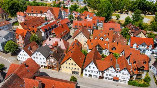 Immobilie in Gaildorf - Fachwerkhaus mit Wohn- und Gewerbeeinheit – attraktive Kapitalanlage - Innenstadtlage - Bild 1