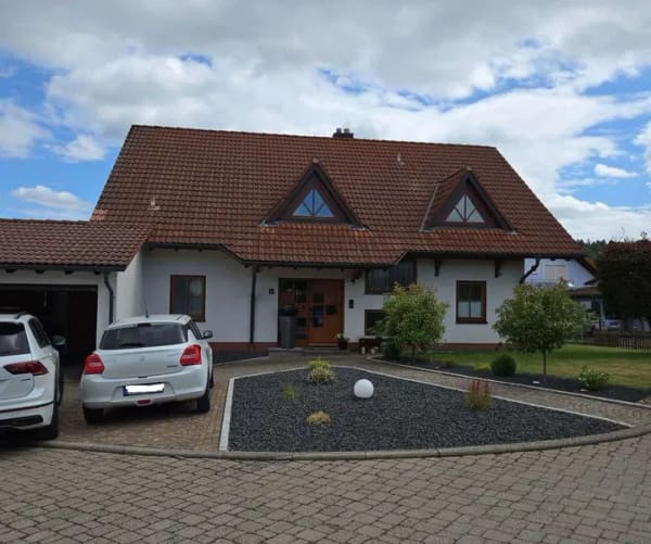 Immobilie in Niedereschach - Idylisches Einfamilienhaus mit großem Grundstück wartet auf seine neuen Besitzer - Bild 4