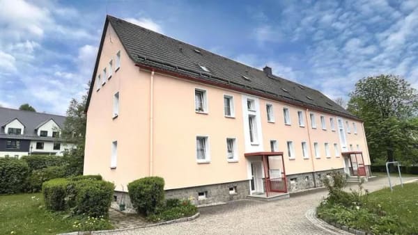 Immobilie in Schwarzenberg/Erzgebirge - Renovieren und einziehen! - Bild 1