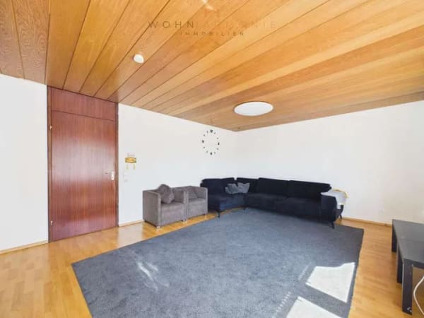 Immobilie in Remseck am Neckar - Großzügige 3,5 Zimmer Wohnung mit Balkon, Aufzug & Einzelgarage - Bild 3