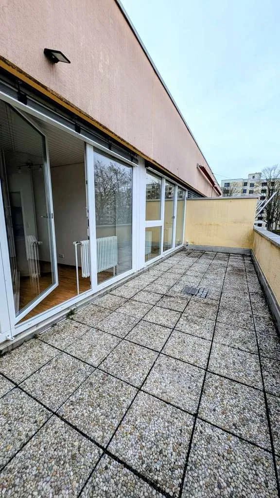 Immobilie in Vaterstetten - Dachterrassenwohnung in zentraler Lage von Baldham mit der Chance zum Kauf unter Verkehrswert! - Bild 0