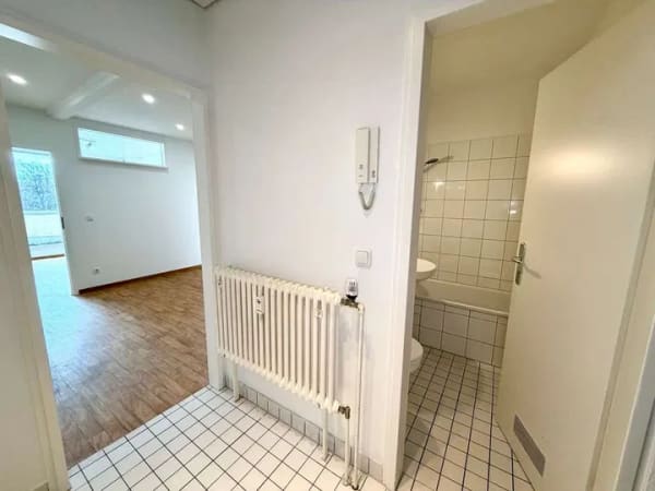 Immobilie in Vaterstetten - Dachterrassenwohnung in zentraler Lage von Baldham mit der Chance zum Kauf unter Verkehrswert! - Bild 3