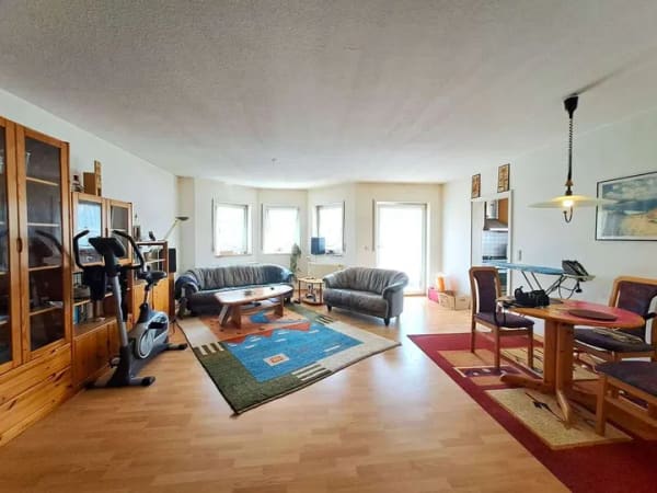 Immobilie in Lingenfeld - Erdgeschosswohnung mit Balkon in ruhiger Lage - Bild 0