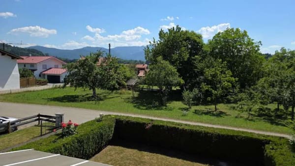 Immobilie in Vachendorf - Beliebte Wohnlage Vachendorfs - Doppelhaushälfte mit 165m² Wfl. und 585m² Grundstück - Bild 2