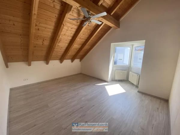 Immobilie in Schrobenhausen - Dachgeschosswohnung in Schrobenhausen - Bild 1