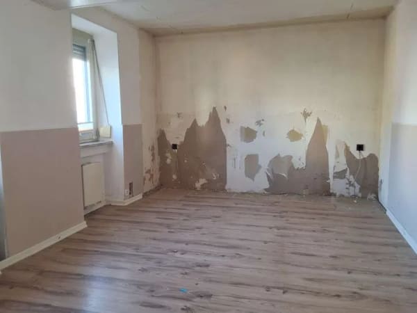 Immobilie in Flörsheim - Einfamilienhaus mit großer Dachterrasse– viel Potenzial zur individuellen Gestaltung - Bild 3