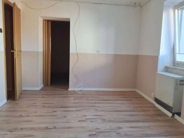 Immobilie in Flörsheim - Einfamilienhaus mit großer Dachterrasse– viel Potenzial zur individuellen Gestaltung - Bild 4