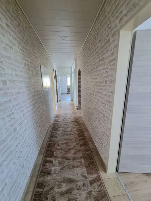 Immobilie in Rattelsdorf - Charmantes Einfamilienhaus mit zwei Wohneinheiten, großem Hof, Scheune und Grünfläche! - Bild 2