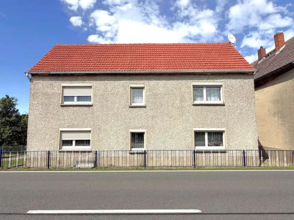 Immobilie in Wermsdorf - Solides Einfamilienhaus in Wermsdorf-Calbitz: mit Potential & Idee zum Idyll! - Bild 1