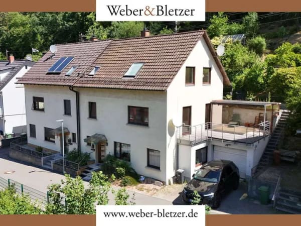 Immobilie in Schriesheim - Charmante & lichtdurchflutete DHH mit Terrasse, Garage und vielseitigen Nutzungsmöglichkeiten! - Bild 0