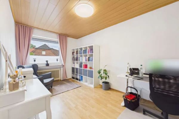 Immobilie in Oelde - Ruhig wohnen: 4-Zimmer-Wohnung mit Balkon, Garage und Stellplatz in Oelde-Stromberg - Bild 3
